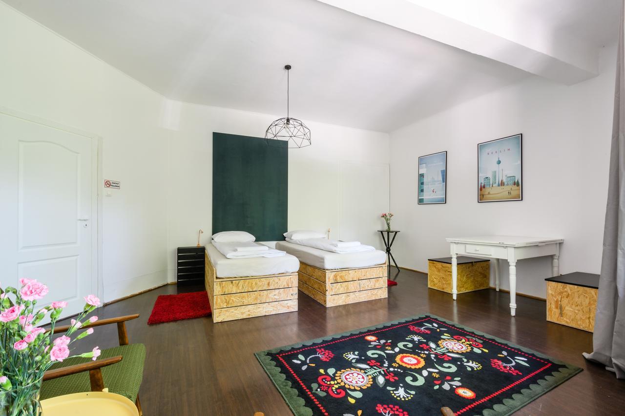 Lull Hostel วอร์ซอ ภายนอก รูปภาพ