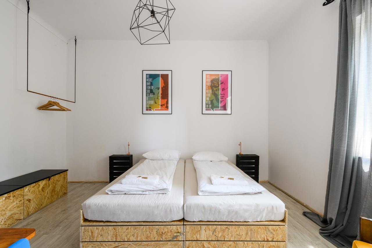 Lull Hostel วอร์ซอ ภายนอก รูปภาพ