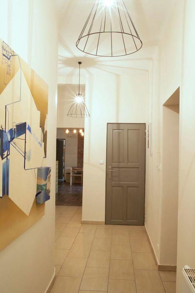 Lull Hostel วอร์ซอ ภายนอก รูปภาพ